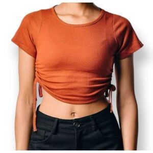 FOREVER 21 ORANGE RIBBED CROP TOP W/ TIE SIDES SZ.L EUC.